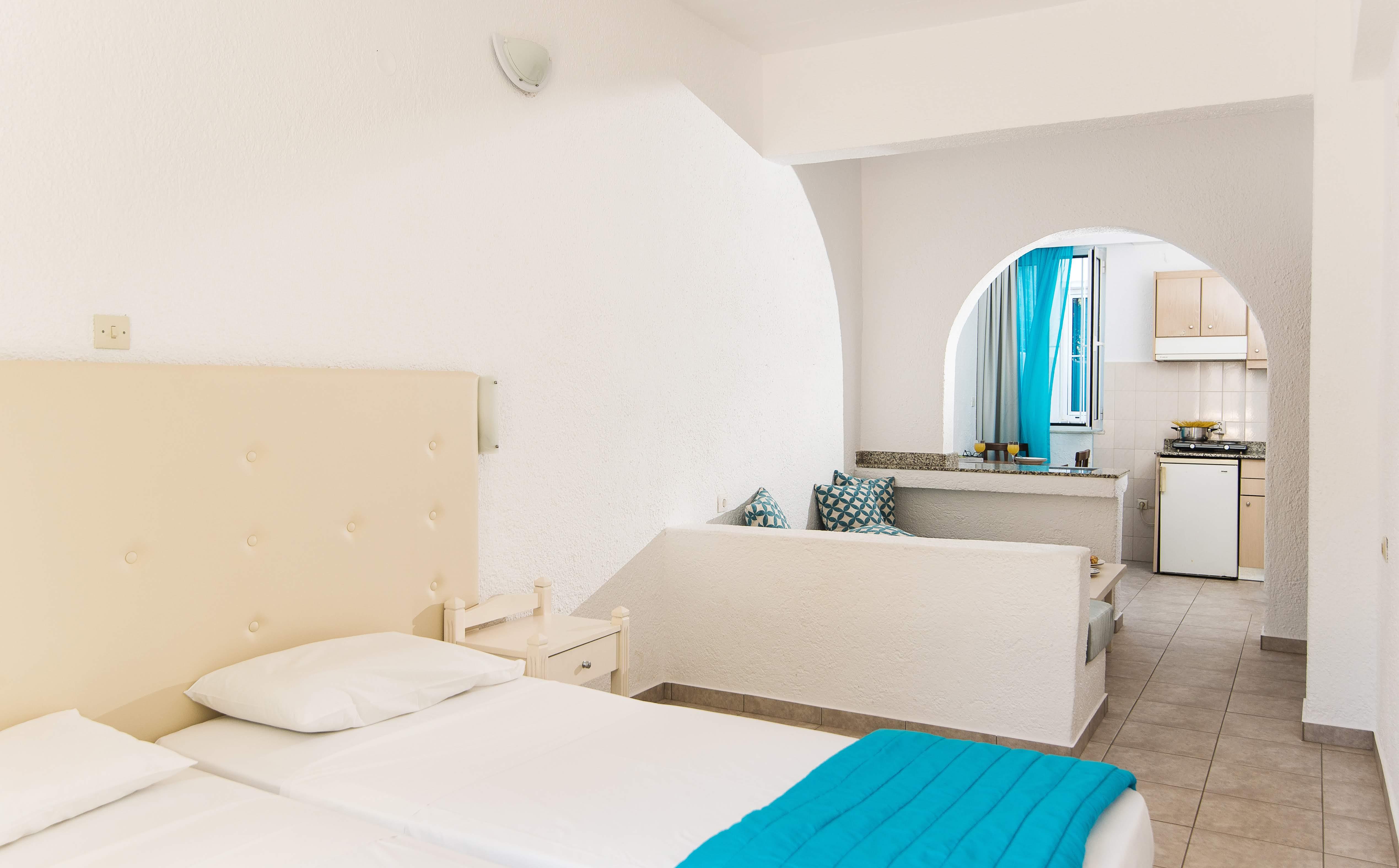 Ibiscus Hotel Malia Экстерьер фото
