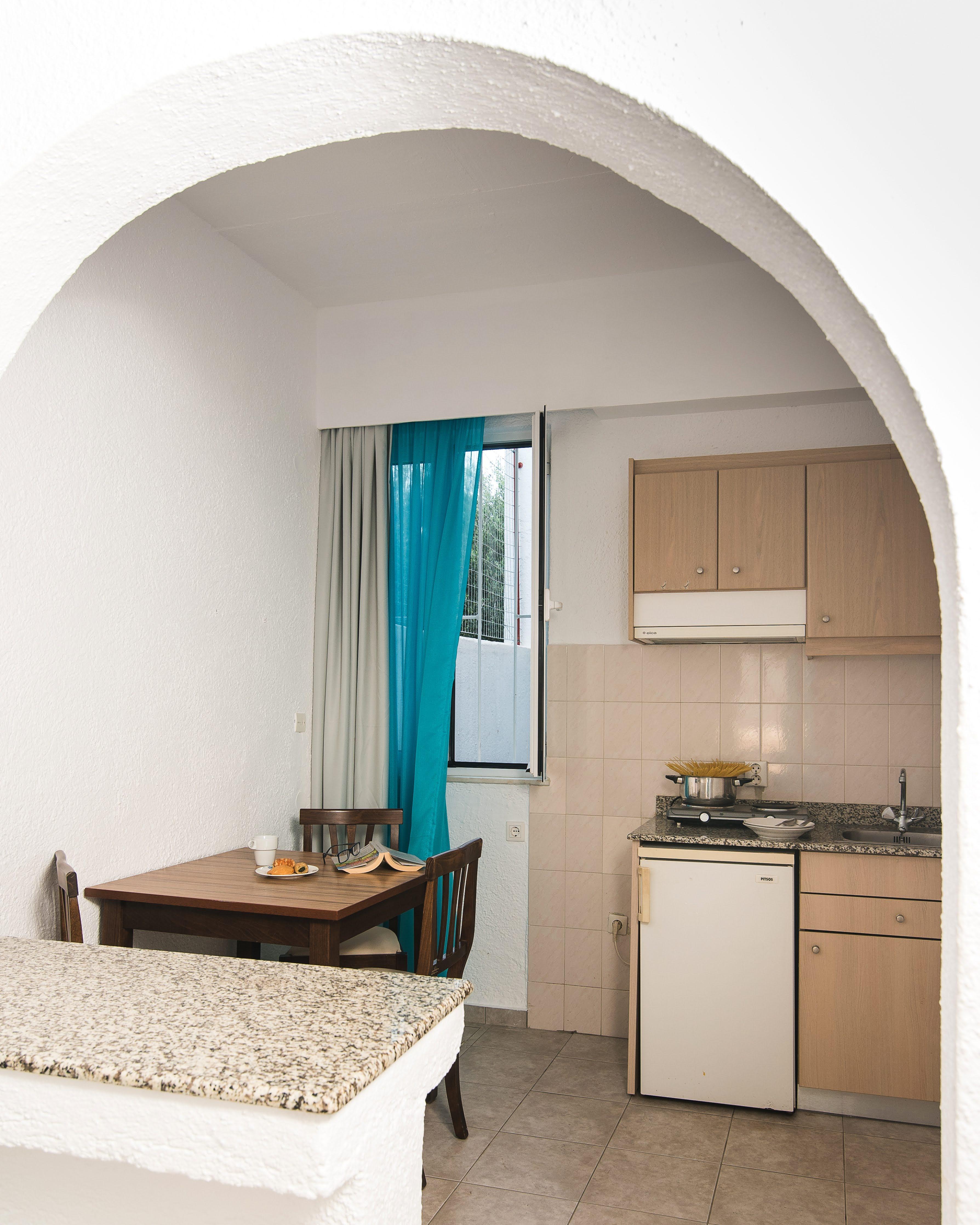 Ibiscus Hotel Malia Экстерьер фото